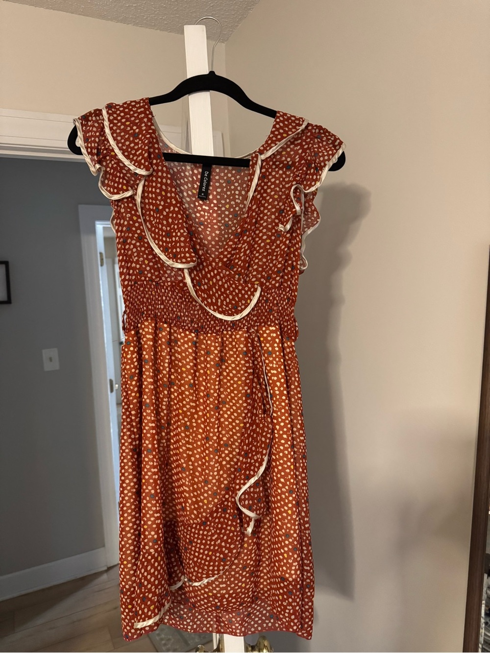 De Colores Ruffled Polka Dot Midi Dress in Rust